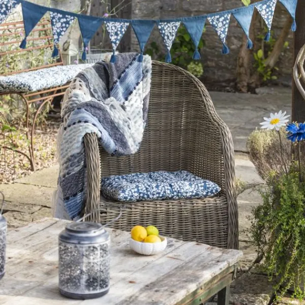 National Trust Bluebell Bunting Clearance