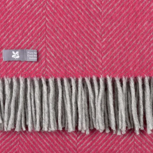National Trust Fishbone Throw, Fuchsia Online