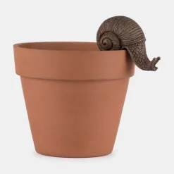 National Trust Snail Pot Hanger Hot